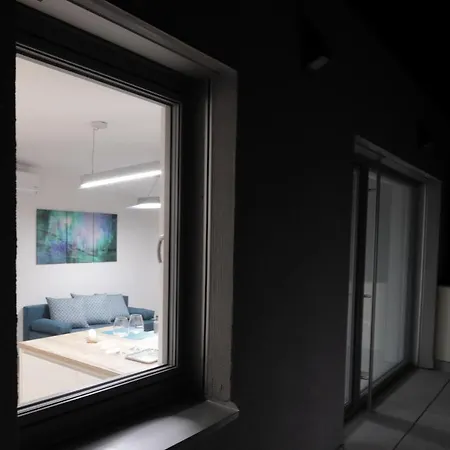 Střešní S Terasou Apartamento